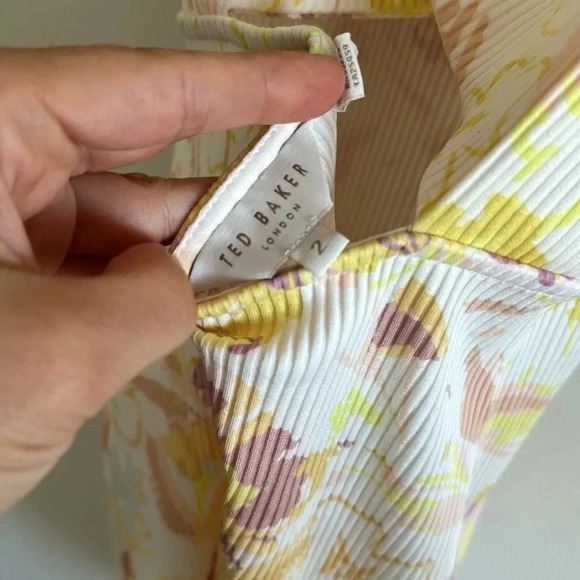 Ted Baker Effi Cutout Twist Back stretchy pull on Bodycon Dress size XS/small - Picture 6 of 7